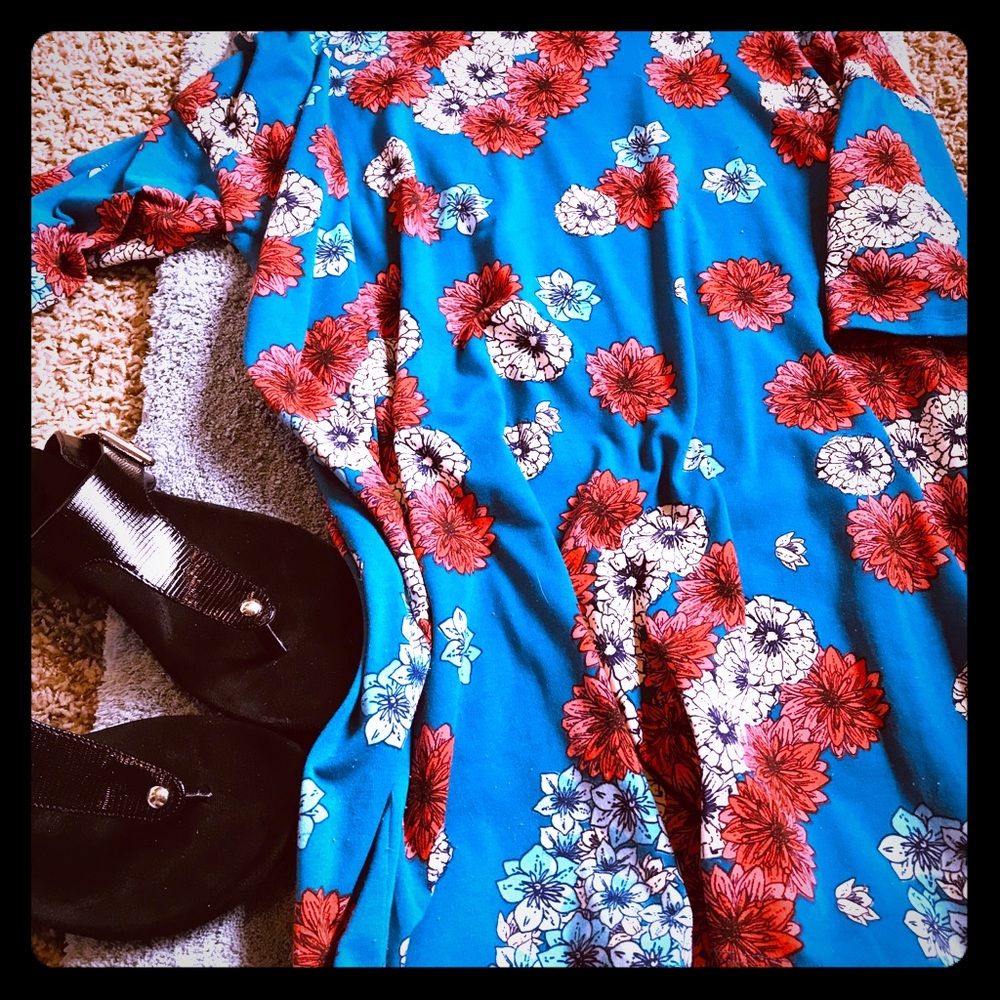 Floral Lularoe Irma